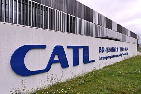 Der Batteriehersteller CATL erweitert sein Testzentrum bei Arnstadt. Foto: Martin Schutt/dpa