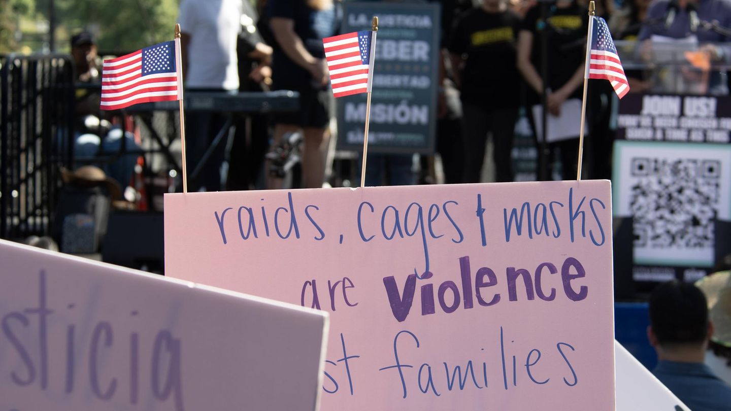 Los Angeles wants to protect migrants from raids with a declaration of emergency