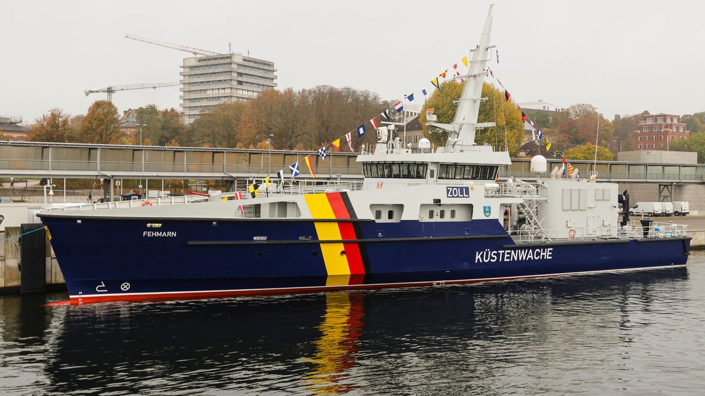 Sicherheitsbehörden: Zoll nimmt neues Schiff "Fehmarn" in den Dienst