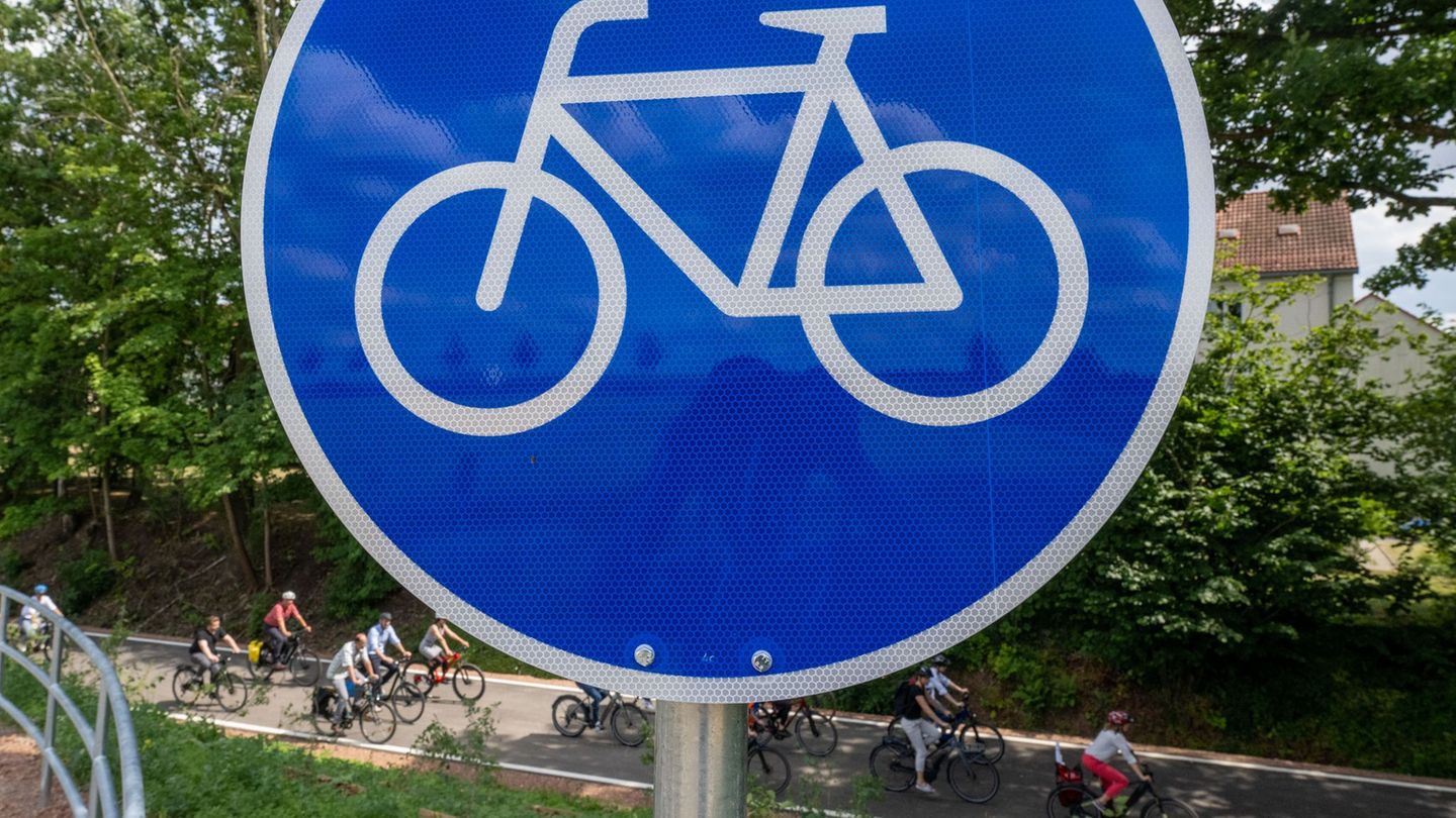 Radverkehr: Neue Fahrradbrücke in Chemnitz freigegeben
