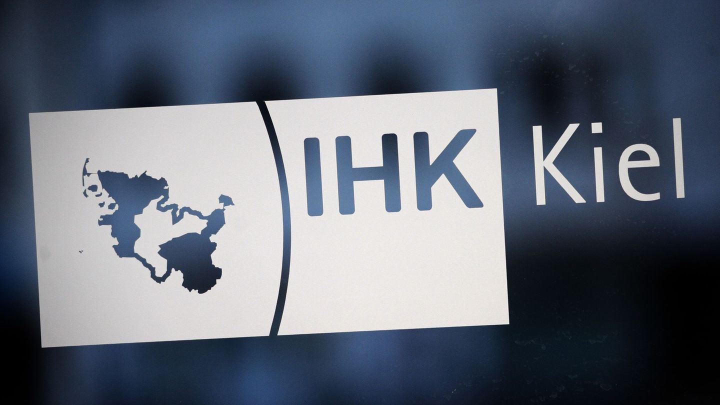 Das Konjunkturklima in Schleswig-Holstein hat sich eingetrübt. (Archivbild) Foto: Christian Charisius/dpa