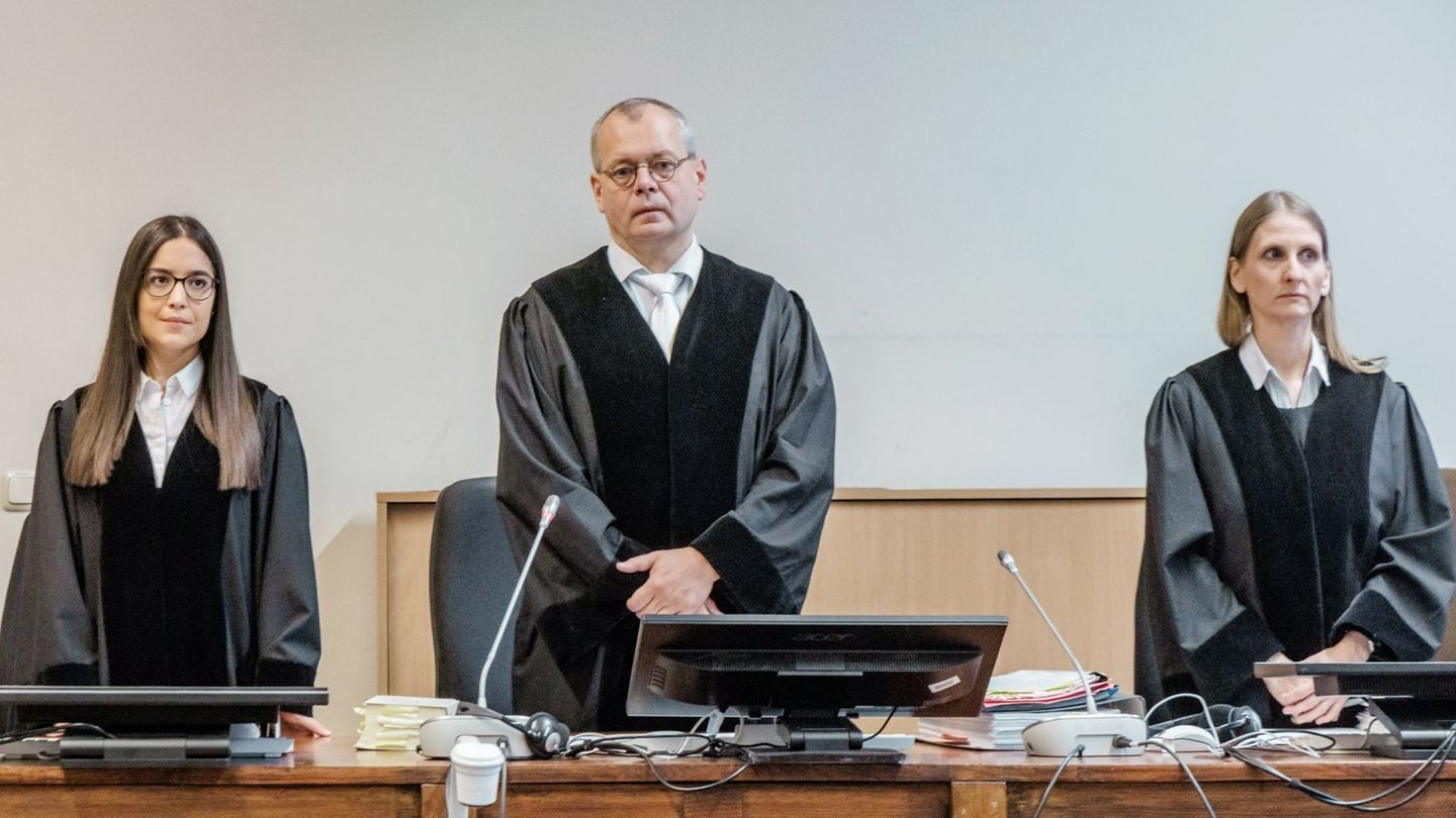 Das Gericht hat die Öffentlichkeit von dem Prozess ausgeschlossen. Foto: Markus Scholz/dpa