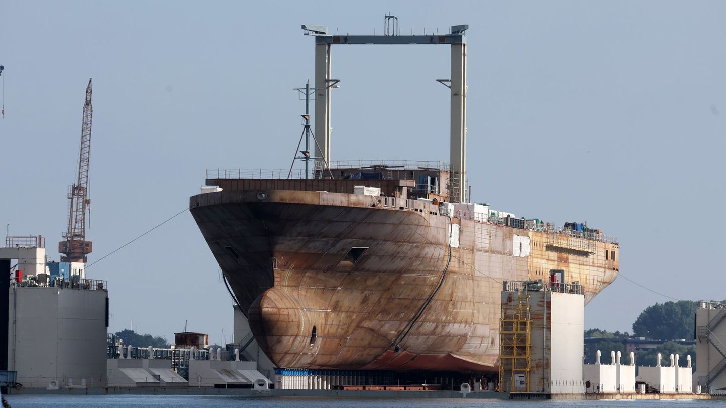 Der erste Flottentanker wurde 2023 auf Kiel gelegt. (Archivbild) Foto: Bernd Wüstneck/dpa