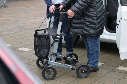 Tausende ehrenamtliche Nachbarschaftshelfer sind in Thüringen in der Betreuung Pflegebedürftiger aktiv (Symbolfoto). Foto: Micha