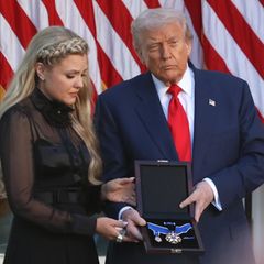 US-Präsident Donald Trump präsentiert die "Medal of Honor" für den ermordeten Charlie Kirk
