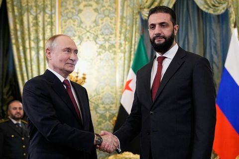 Putin empfängt al-Scharaa in Moskau