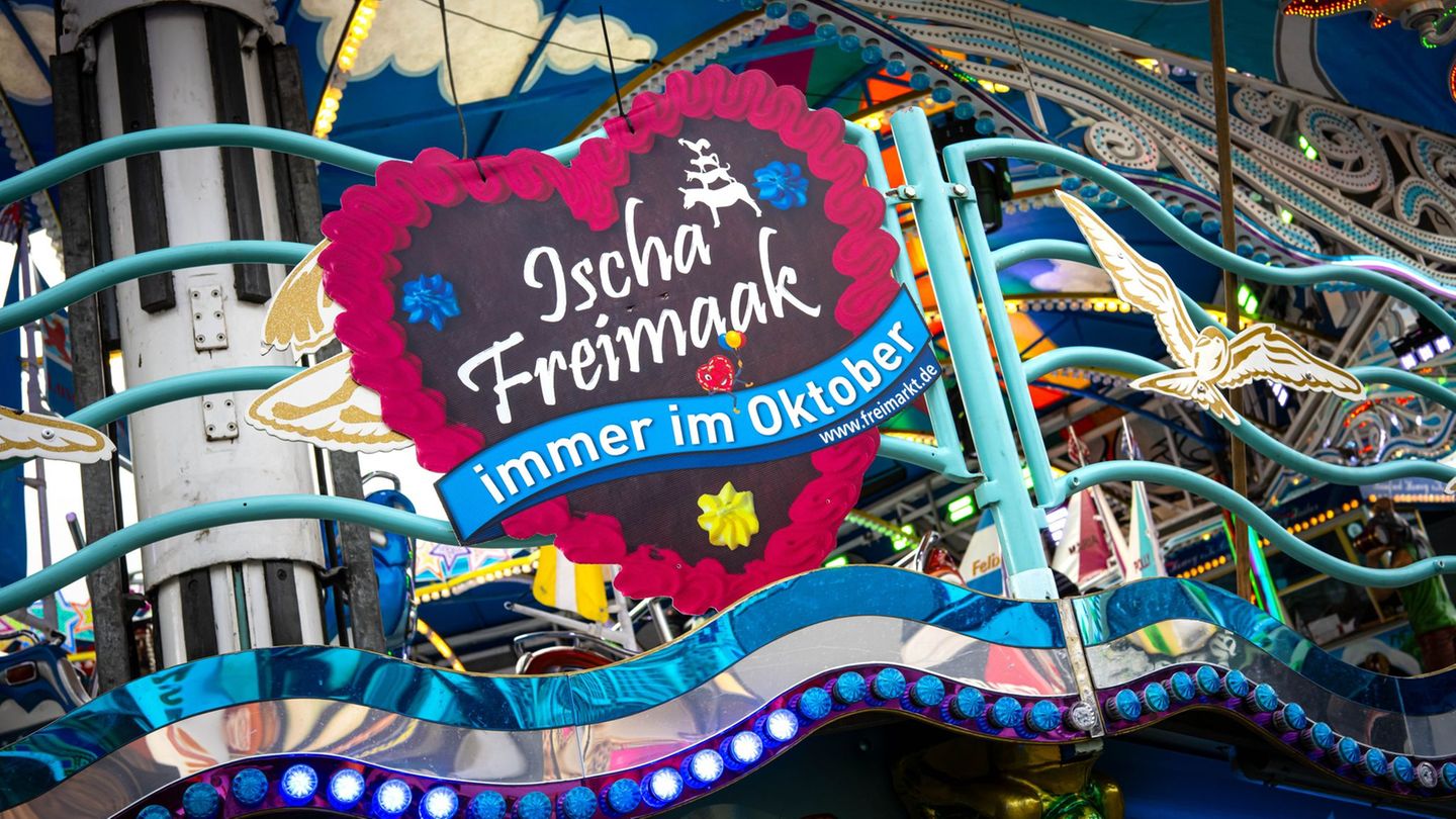 Mit Böllerschüssen und einem dreifachen "Ischa Freimaak" beginnt am Freitag wieder der Bremer Freimarkt. Foto: Sina Schuldt/dpa