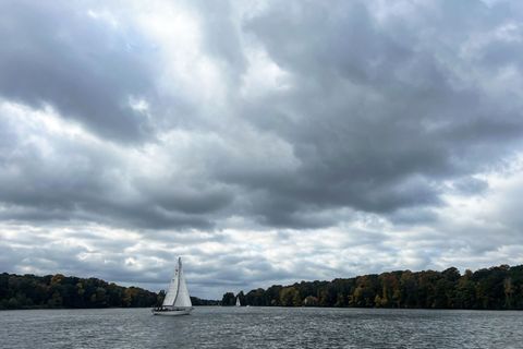 Die erwartete Höchsttemperatur liegt am Donnerstag laut Deutschem Wetterdienst bei 15 Grad. (Symbolbild) Foto: Britta Pedersen/d