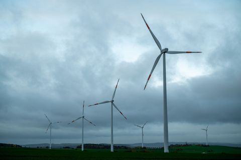 Auf Sprühregen und dicke Wolken müssen sich die Menschen in Rheinland-Pfalz und im Saarland einstellen. (Archivbild) Foto: Haral