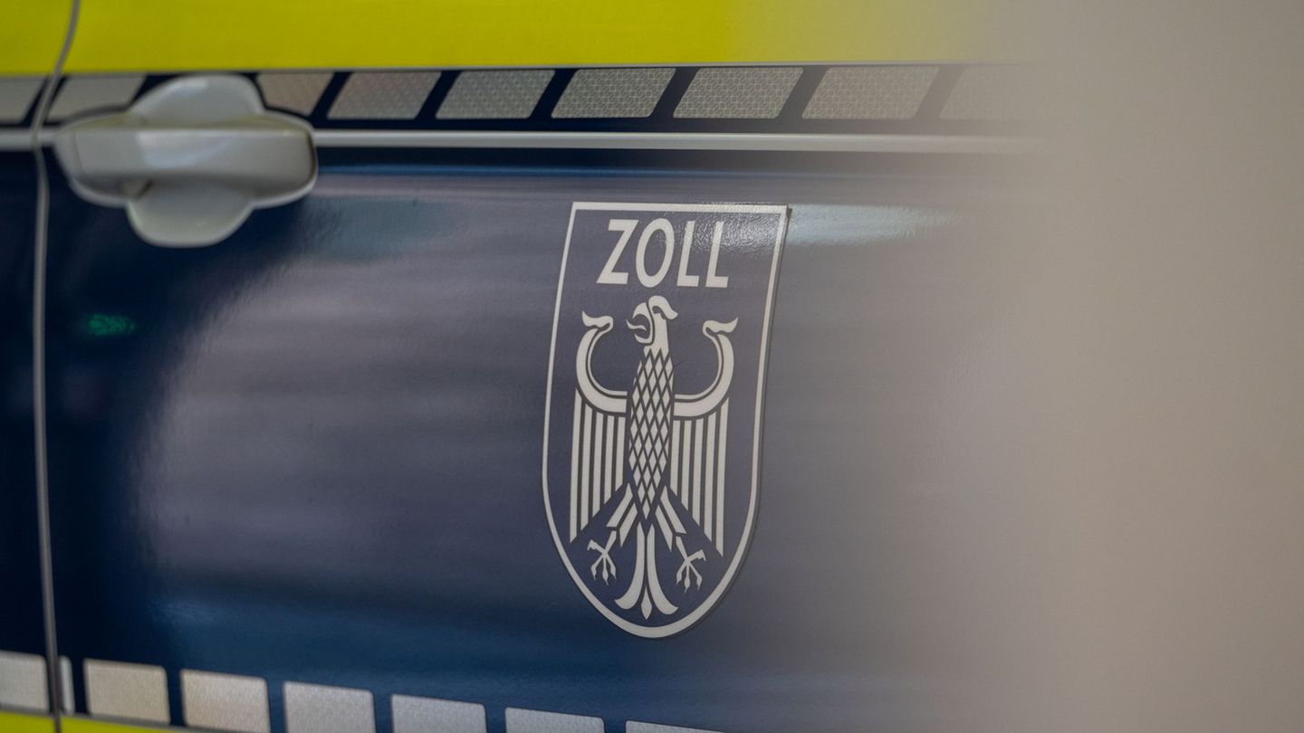 Den Reisenden erwartet nun ein Strafverfahren. (Symbolbild) Foto: Leonie Asendorpf/dpa