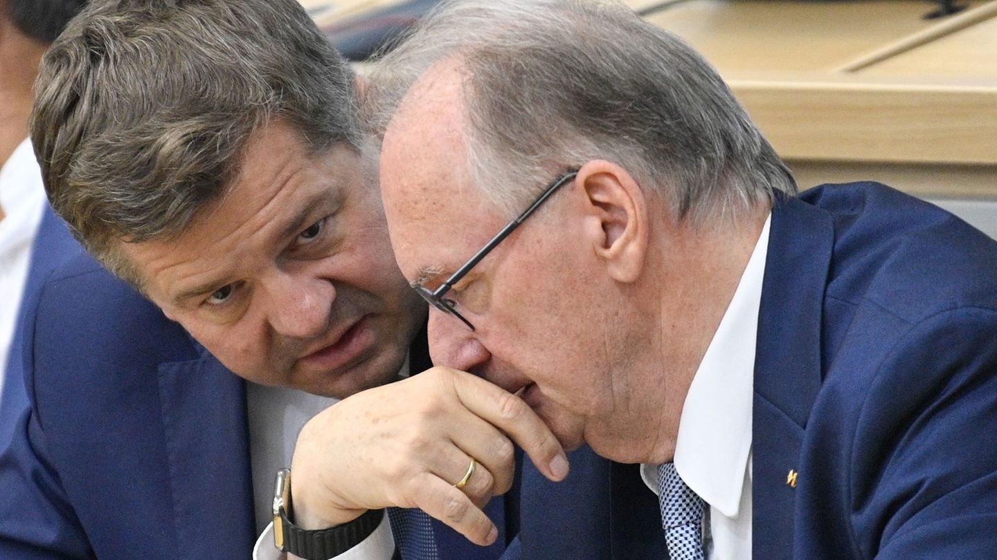 Die AfD erreicht in Sachsen-Anhalt laut Insa-Umfrage einen Rekordwert von 40 Prozent. Für die CDU wird eine Regierungsbildung oh