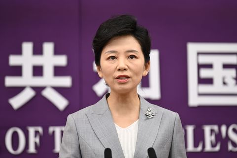 Die Sprecherin von Chinas Handelsministerium äußerte sich zum Handelsstreit. Foto: Johannes Neudecker/dpa
