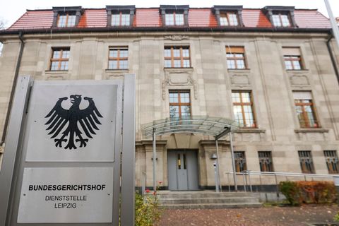 Der BGH in Leipzig bestätigt ein Berliner Urteil gegen zwei Polizisten. (Archivbild) Foto: Jan Woitas/dpa-Zentralbild/dpa