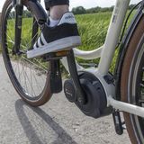 Blick auf den Mittelmotor eines E-Bikes