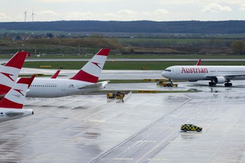 Flugzeuge von Austrian in Wien
