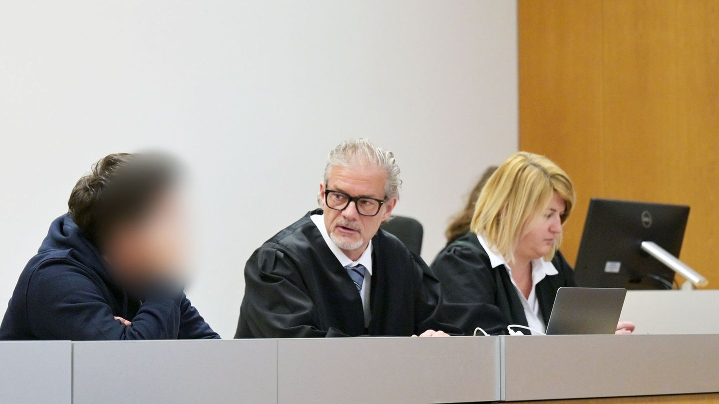 Das Gericht verhängte gegen den Angeklagten eine Haftstrafe sowie ein Berufsverbot. (Archivbild) Foto: Malin Wunderlich/dpa