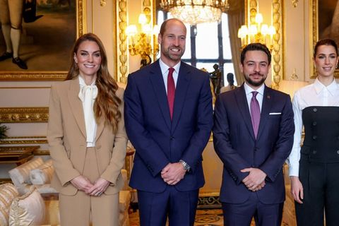 Prinzessin Kate und Prinz William begrüßten Kronprinz Hussein bin Abdullah und Prinzessin Rajwa (v.l.n.r.).