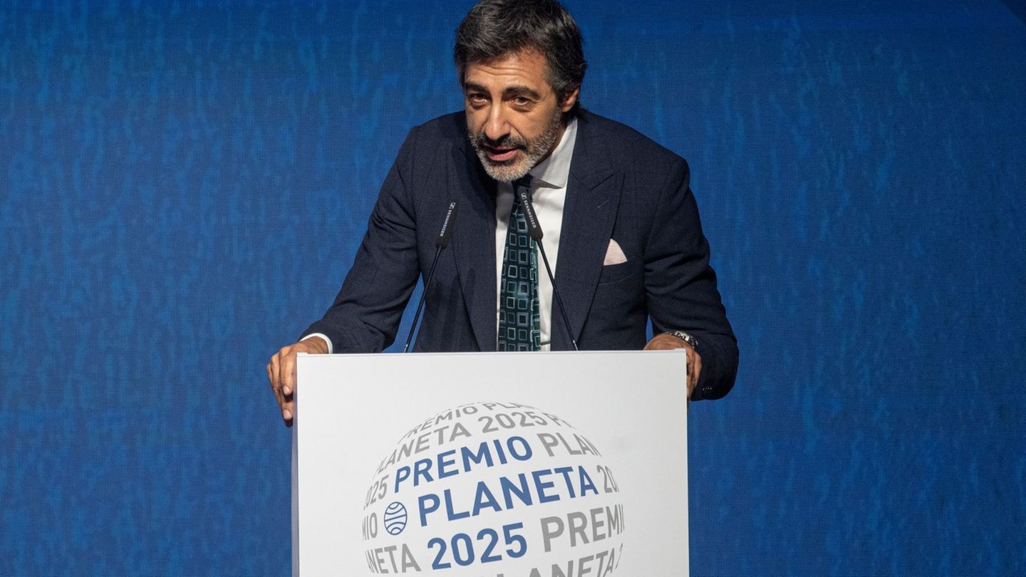 Juan del Val hat den mit einer Million Euro dotierten Planeta-Preis gewonnen. Foto: Lorena Sopêna/EUROPA PRESS/dpa