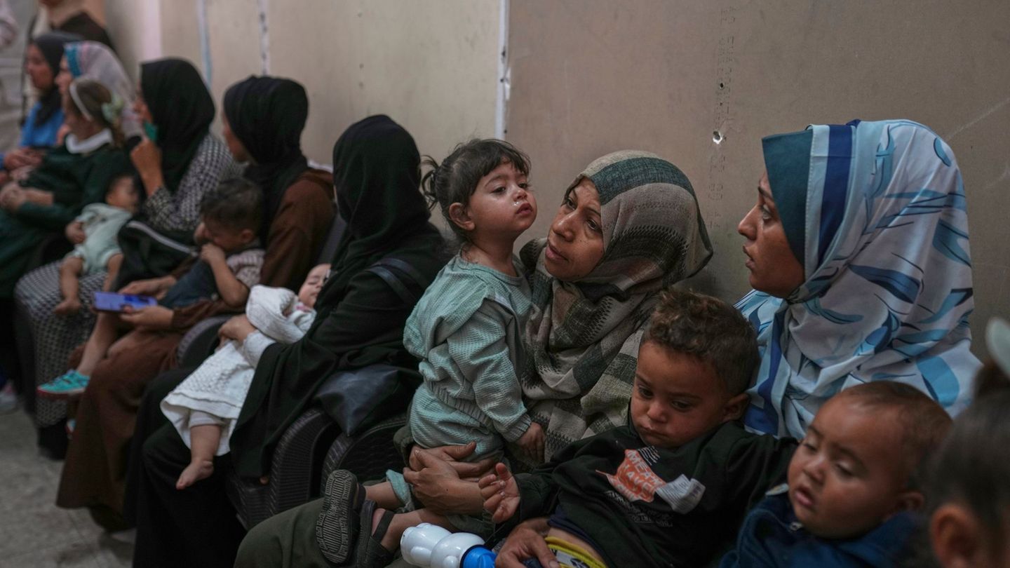 Mehrere Städte wollen Kinder aus Gaza und Israel aufnehmen - und bekommen dabei nun Unterstützung. (Archivbild) Foto: Jehad Alsh