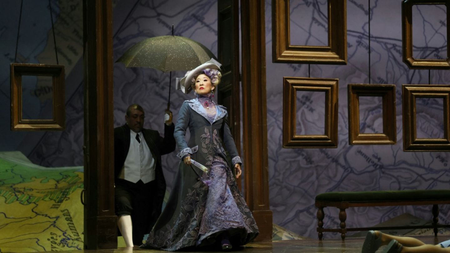 Sandra Oh auf der Opernbühne