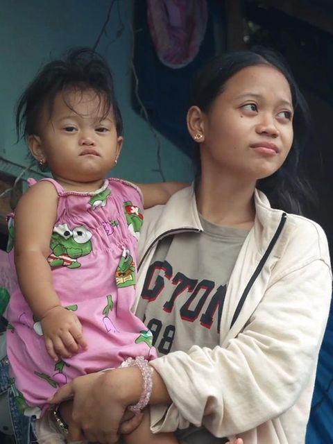 Philippinen: "Wenn ich weggeschwemmt werde, halte ich wenigstens meine Kinder fest umarmt"
