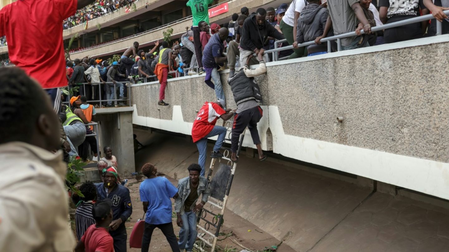 Chaos im Kasarani-Stadion in Nairobi
