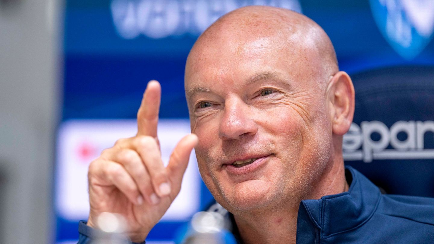 Der neue Bochumer Coach Uwe Rösler bemängelt ein länderübergreifendes Ausbildungsdefizit. Foto: David Inderlied/dpa