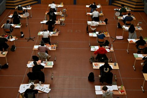 Schüler bei Prüfung