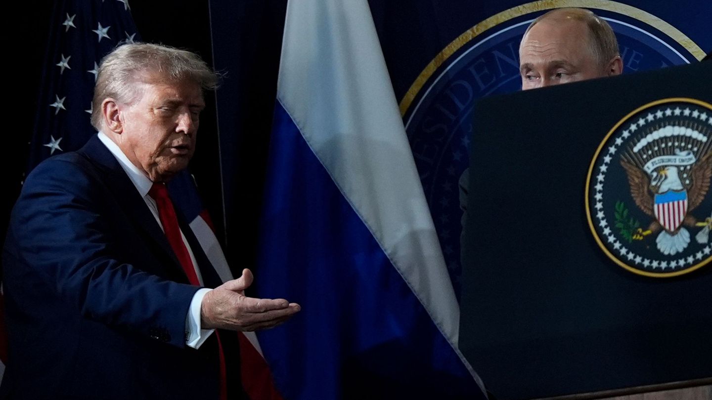 Persönlich begegneten sich Trump und Putin zuletzt in Alaska. (Archivbild) Foto: Julia Demaree Nikhinson/AP/dpa Persönlich begegneten sich Trump und Putin zuletzt in Alaska. (Archivbild) Foto: Julia Demaree Nikhinson/AP/dpa