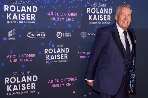 Schlagerstar Roland Kaiser hat seinen Kinofilm präsentiert. Foto: Guido Kirchner/dpa