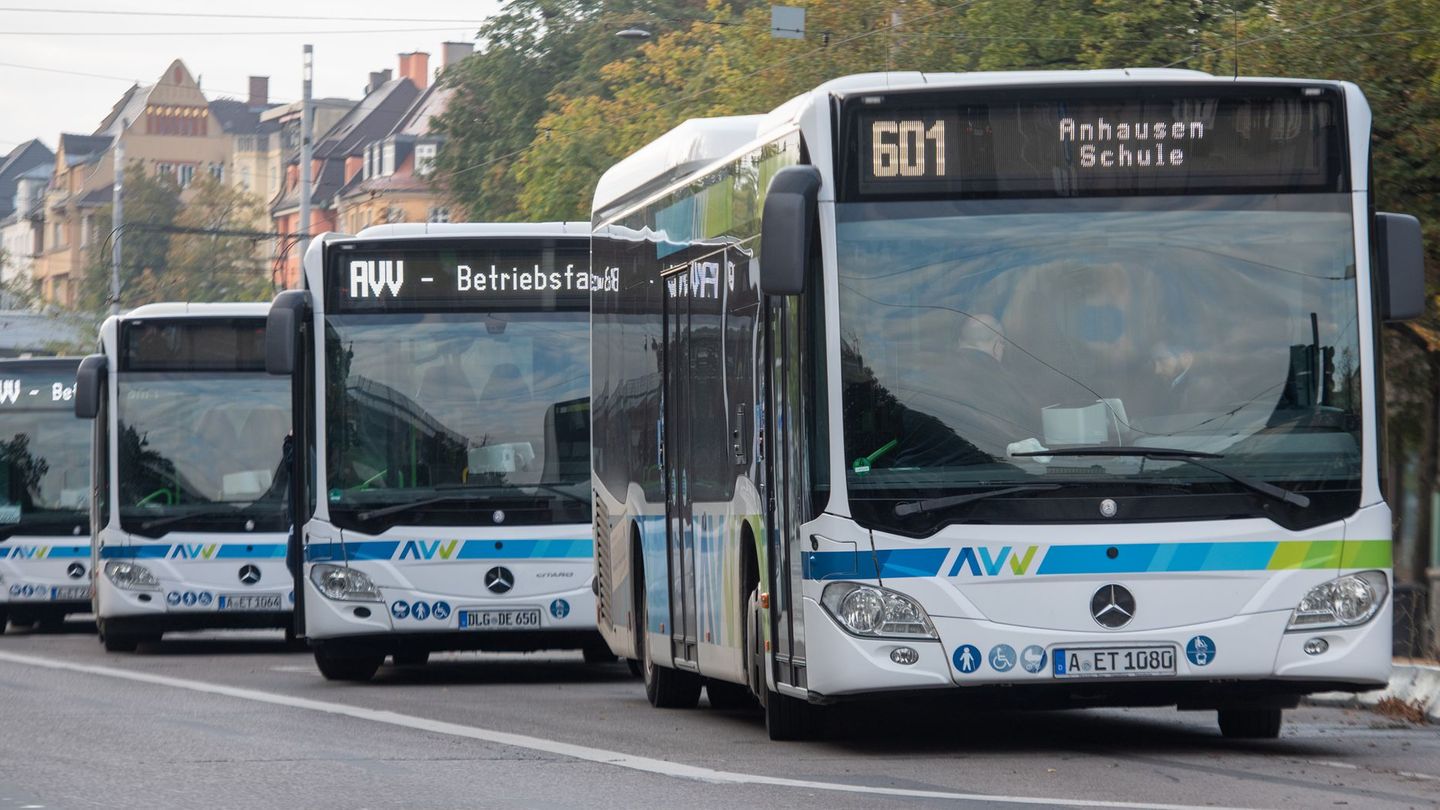 Mit Milliardeninvestitionen könnte laut einer neuen Studie das Bus- und Bahnangebot in Bayern überall deutlich verbessert werden