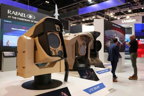 Laser-Luftabwehr auf Rüstungsmesse in London
