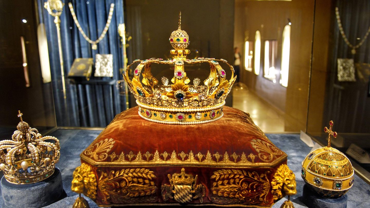 Royals in the quiz: Do you recognize the aristocratic personality?