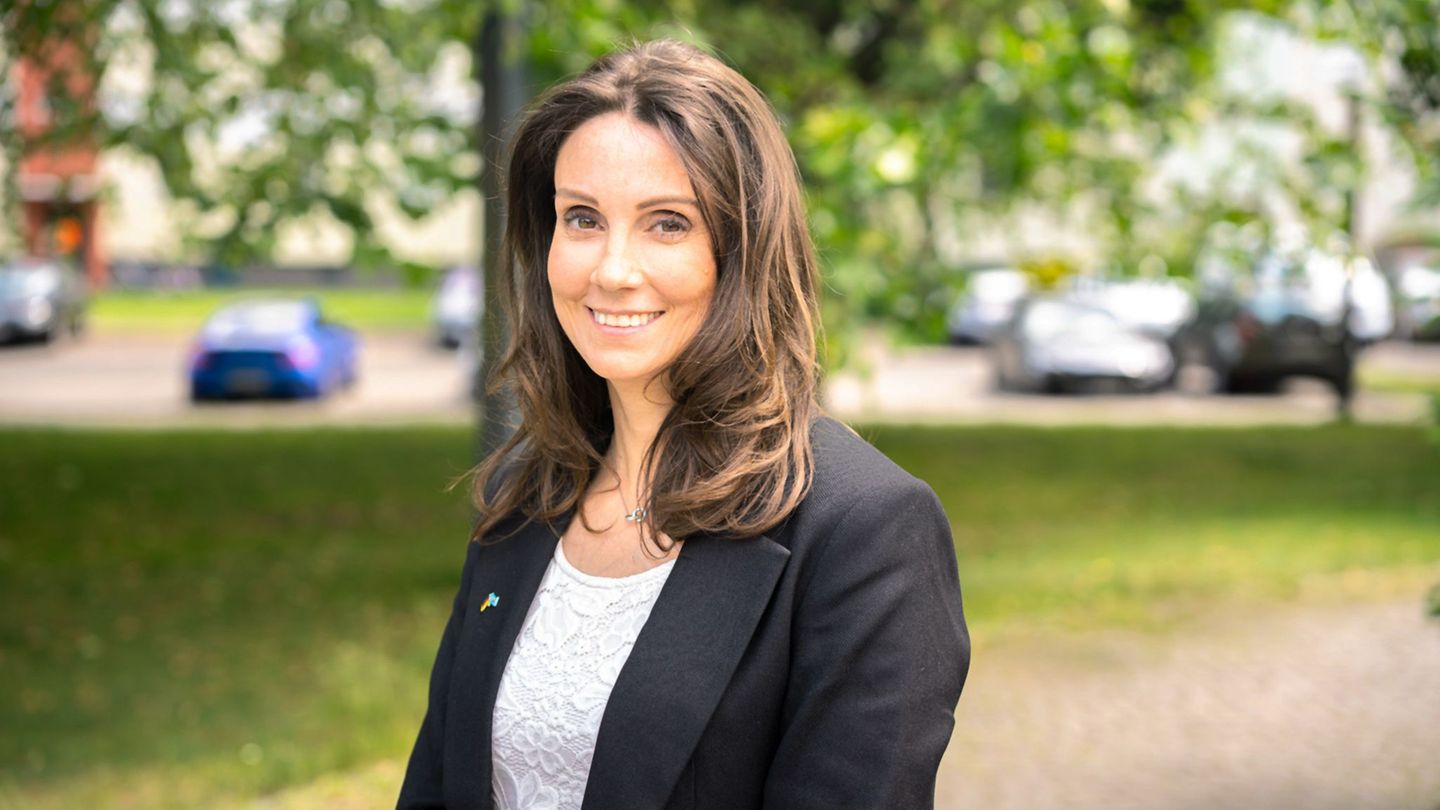 Anja Waschkau (AfD) kandidiert als Bürgermeisterin in Oranienburg. Foto: Daniel Friese/Waschkau/dpa