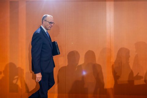 Merz steht nach seiner Äußerung heftig in der Kritik. (Archivbild) Foto: Michael Kappeler/dpa