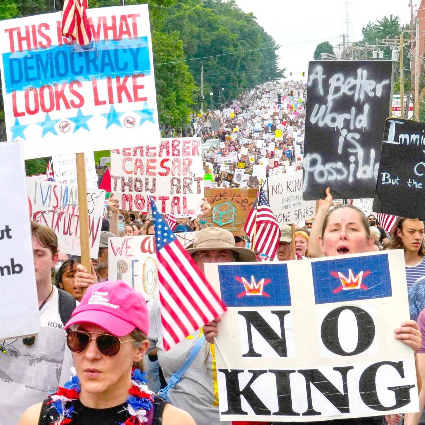 Der erste "No Kings"-Protest fand im Juni als Gegenprogramm zu Trumps Militärparade statt