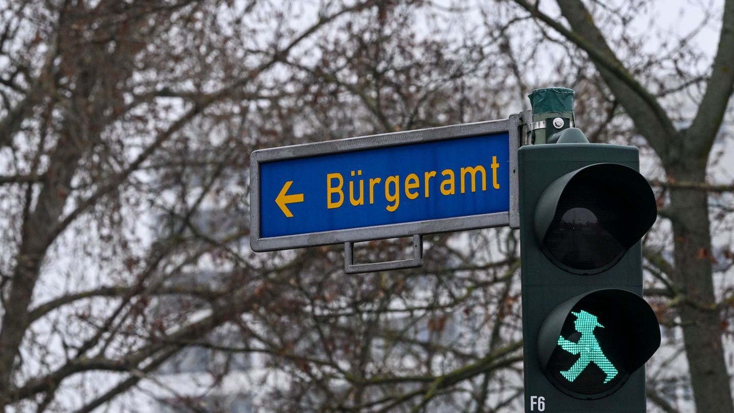 Ob Perso verlängern oder Reisepass beantragen: An sechs Tagen ist das an einigen Berliner Hochschulen möglich. (Symbolbild) Foto