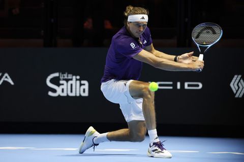 Beim Showturnier in Saudi-Arabien war für Alexander Zverev zuletzt früh Schluss. (Archivbild) Foto: Felice Calabro/IPA via ZUMA
