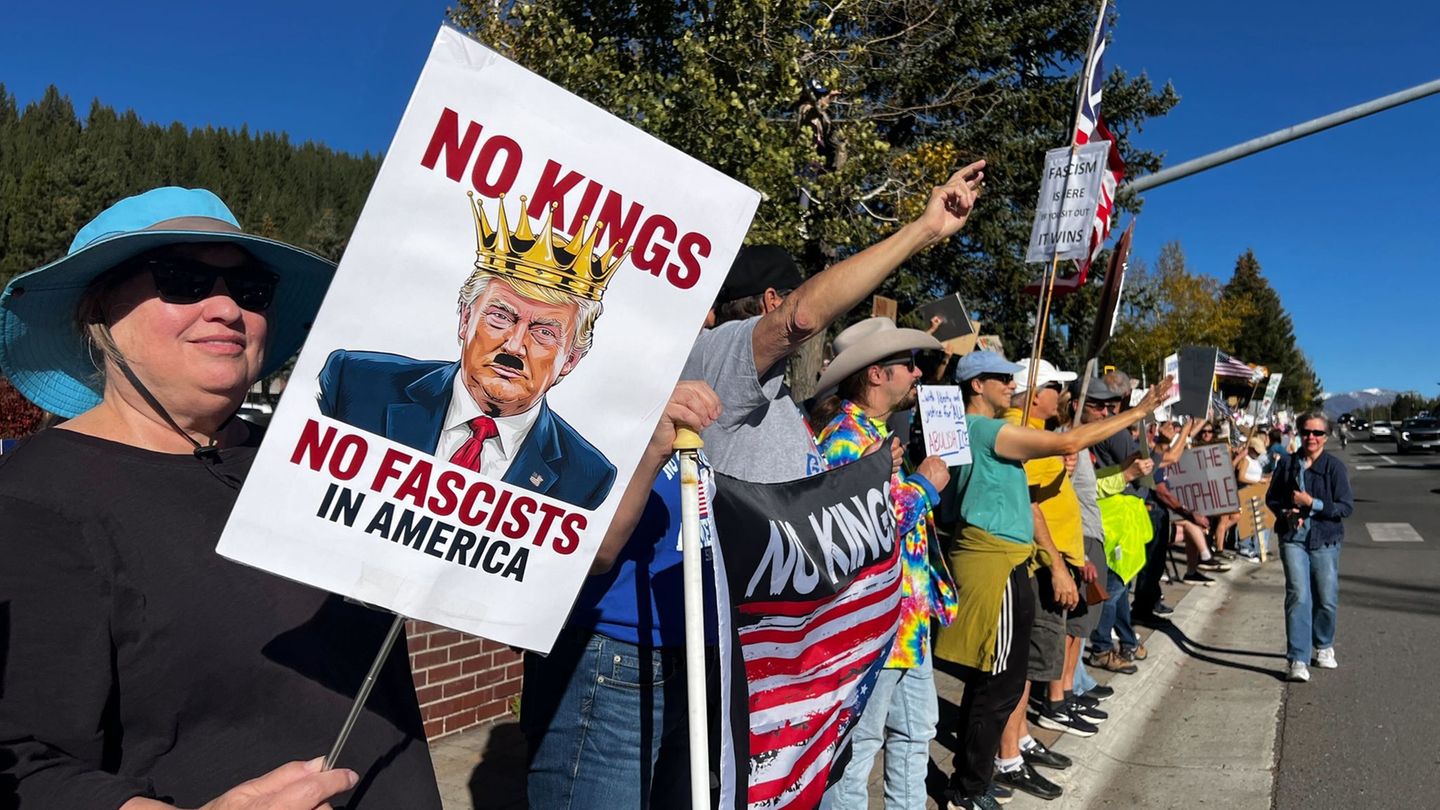 “No Kings” protests: Trump counters protests with AI videos as king