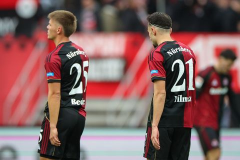 Für den 1. FC Nürnberg setzte es in der 2. Liga daheim gegen Kiel einen kleinen Dämpfer. Foto: Daniel Karmann/dpa