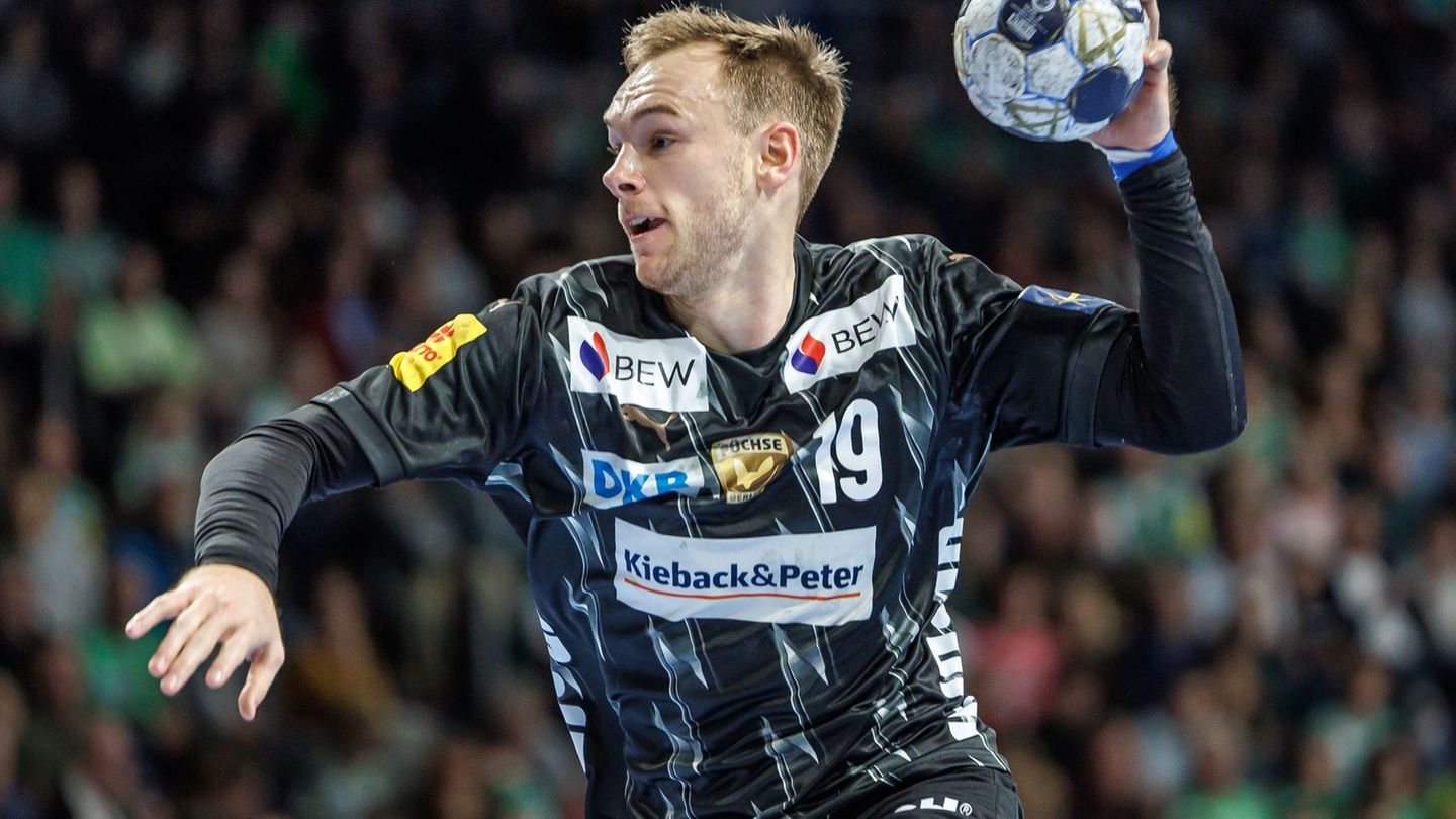 Welthandballer Mathias Gidsel war wieder bester Schütze der Füchse Foto: Andreas Gora/dpa