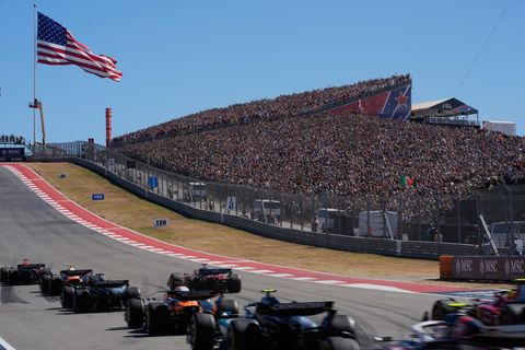 Max Verstappen wehrte gleich beim Start alle Attacken ab. Foto: John Locher/Pool AP/AP/dpa