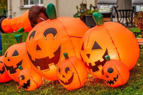 Halloween ist für den Handel zu einem relevanten Umsatzfaktor geworden. (Symbolbild) Foto: Andreas Arnold/dpa