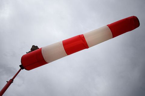 Neben Wind ist laut Deutschem Wetterdienst heute auch mit Regen zu rechnen. (Symbolbild) Foto: Robert Michael/dpa-Zentralbild/dp