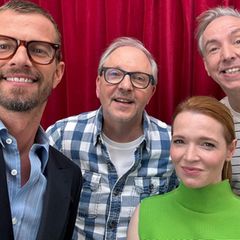 Joko Winterscheidt (l.) wird von Stars aus Fernsehen, Film, Musik und Comedy herausgeforde