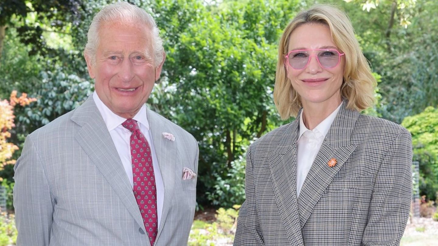 King Charles and Cate Blanchett: Wildflowers