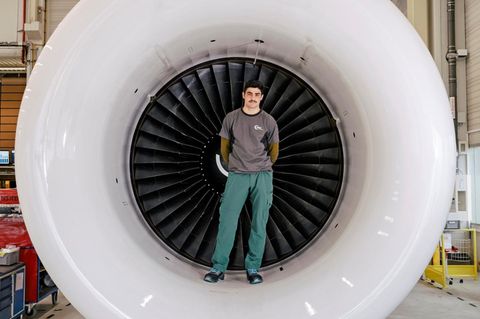 Bosch Selo steht in einem Triebwerk