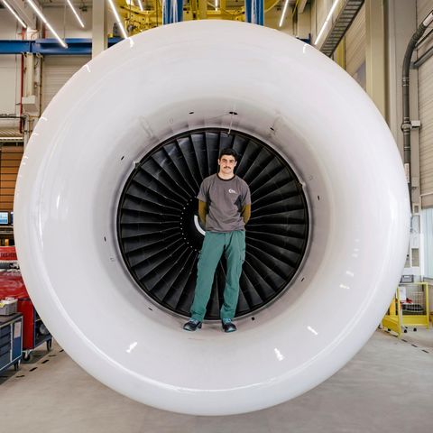 Bosch Selo steht in einem Triebwerk