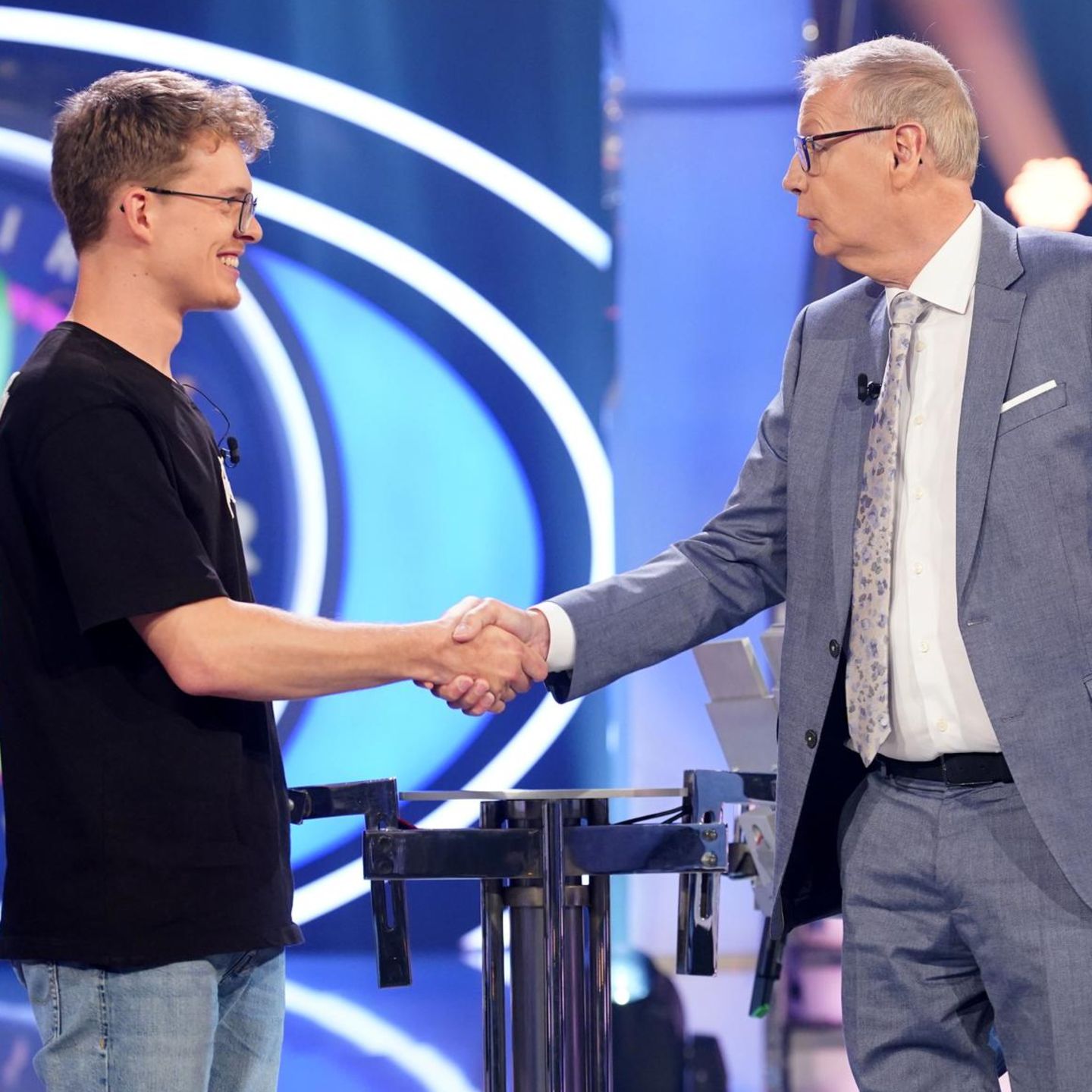 "Wer wird Millionär?"-Kandidat Torben Löw (l.) und Moderator Günther Jauch