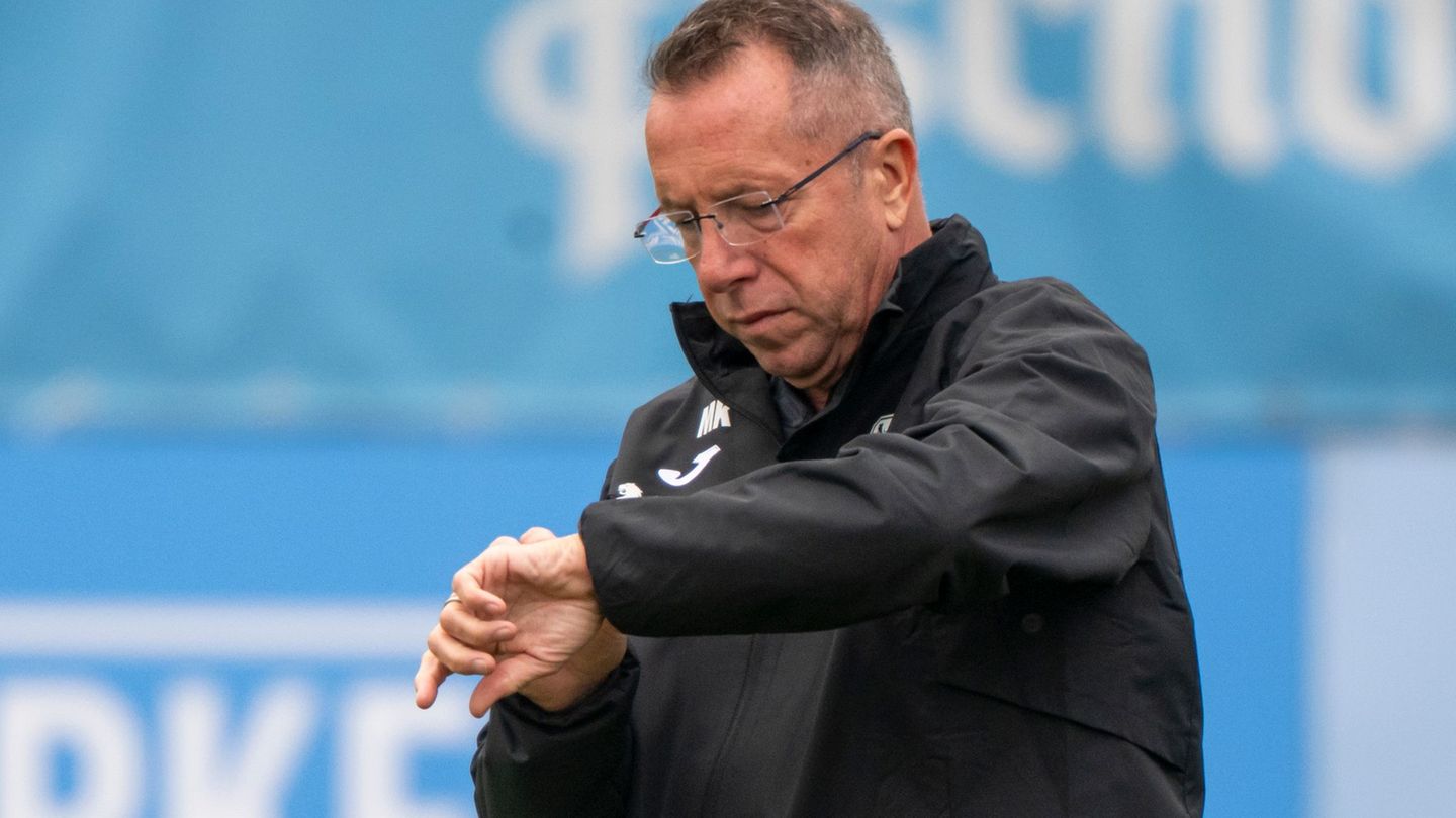Für 1860 um den neuen Trainer Markus Kauczinski wird es Zeit für die Aufholjagd in der Tabelle. (Archivbild) Foto: Peter Kneffel